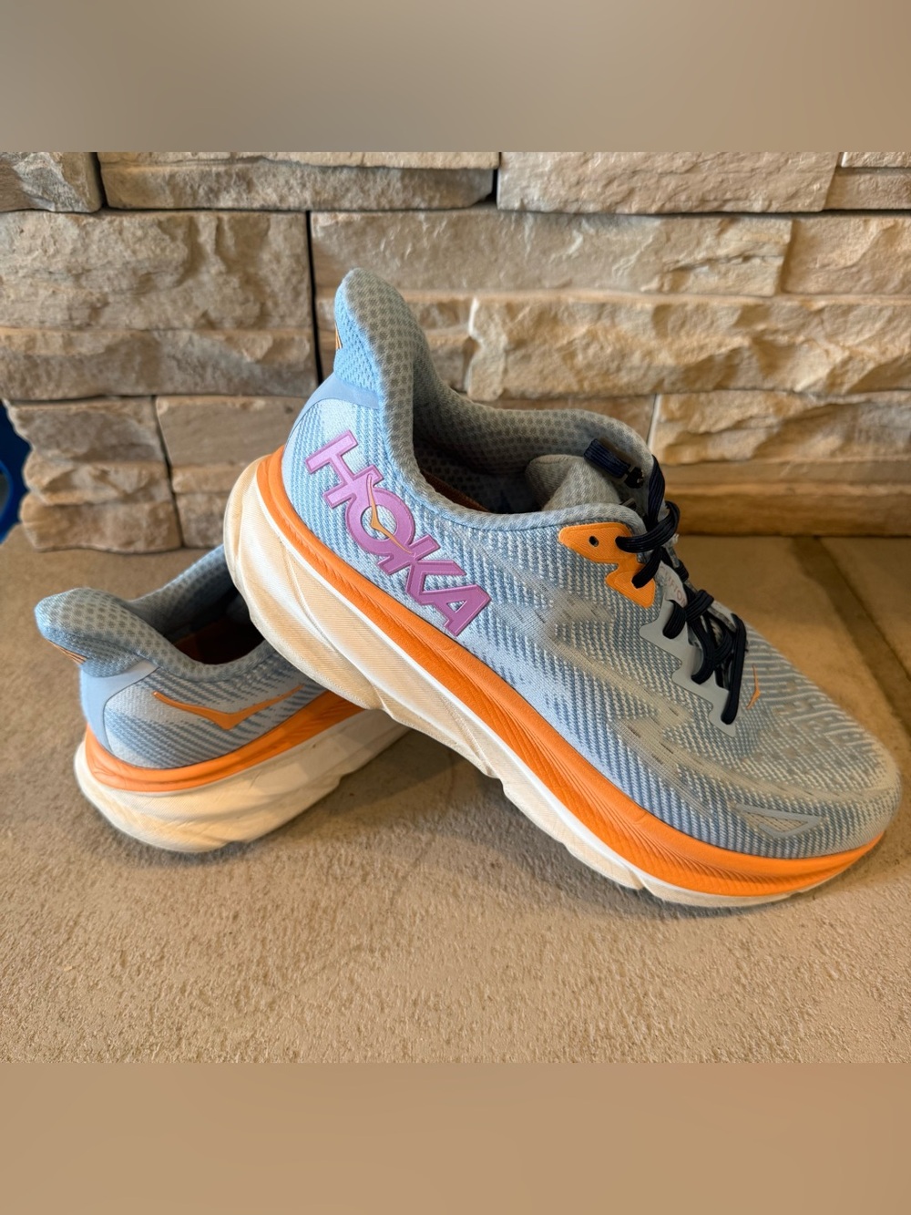 Hoka Clifton 9 Womens Road Running Shoes 1127896-ABIW Airy Blue Ice Water Sz 11
